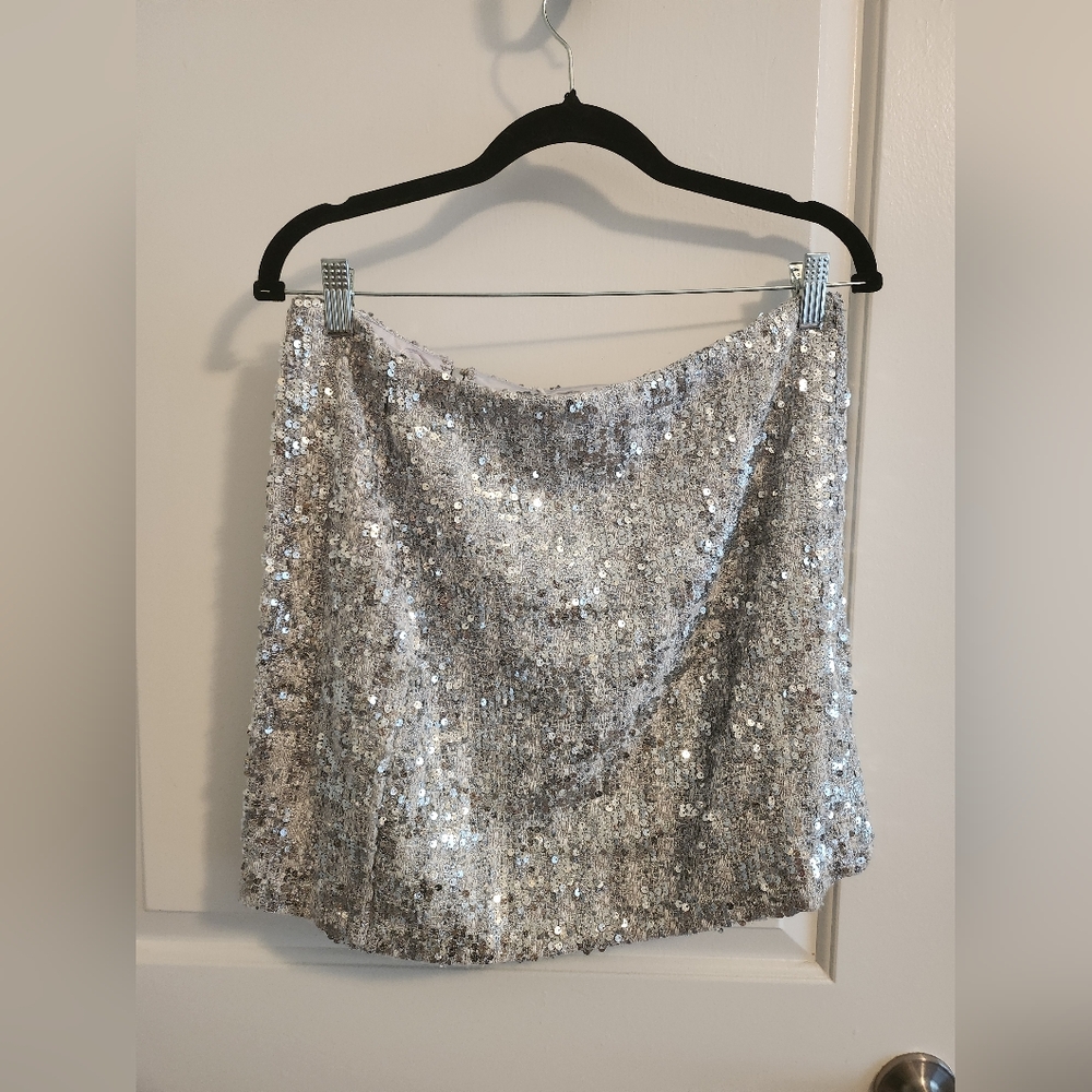Dale Mini Skirt in Stellar - Picture 7 of 8